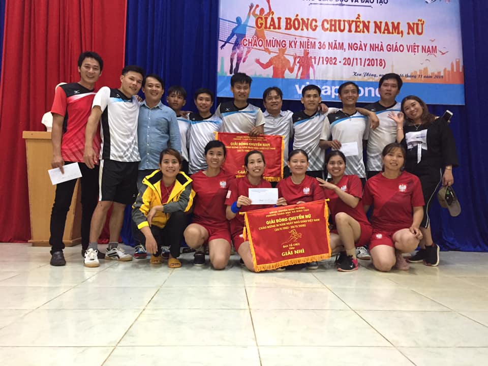 Phòng GD&ĐT Kon Plông tổ chức thành công giải bóng chuyền Nam-Nữ chào mừng 36 năm Ngày nhà giáo Việt Nam (20/11/1982-20/11/2018).